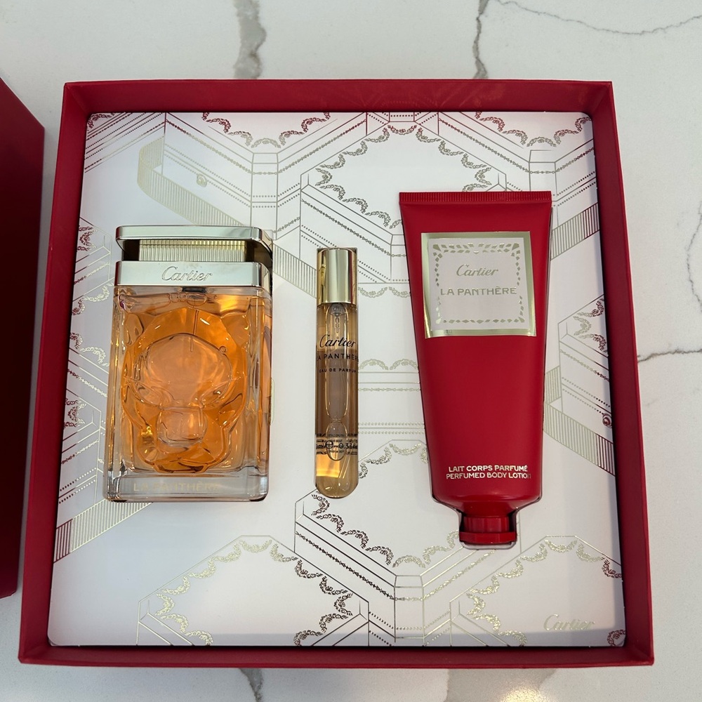 Cartier La Panthère Fragrance Gift Trio in Red and Gold - Picture 2 of 5